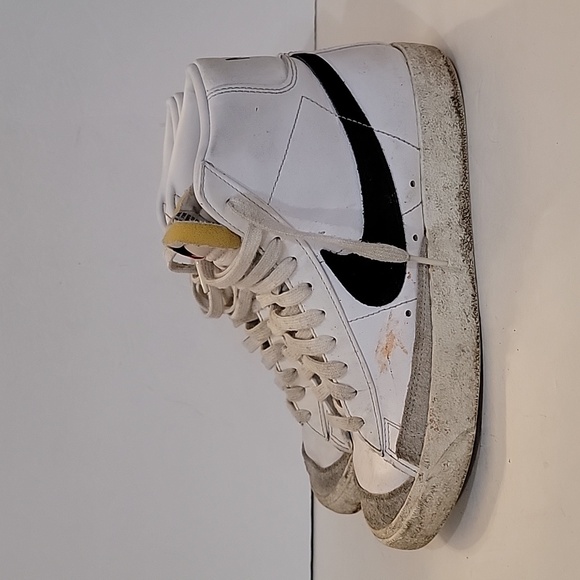 Nike Shoes - W blazer mid 77 womens 8.5 mens 7 uk 6 cz1055 100